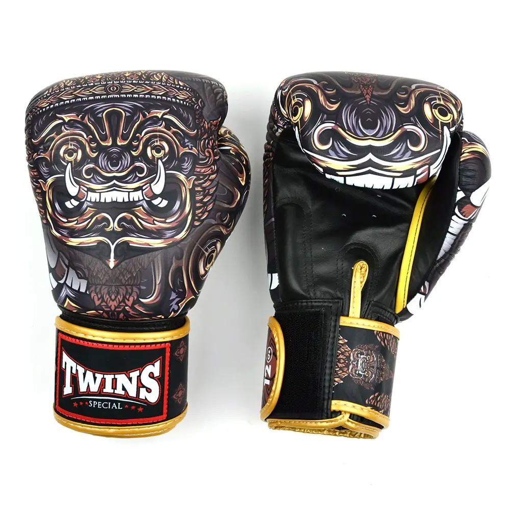 fbgvl4-63-twins-yakthai-boxing-gloves-black-gold